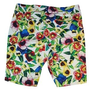 Attention Slim Fit Floral Bermuda Shorts Women 18 White Multi Color Cotton Blend